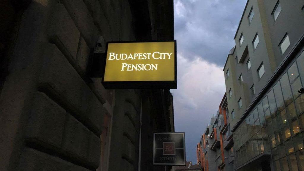 Budapest Citi Guesthouse - Self Check In Dış mekan fotoğraf